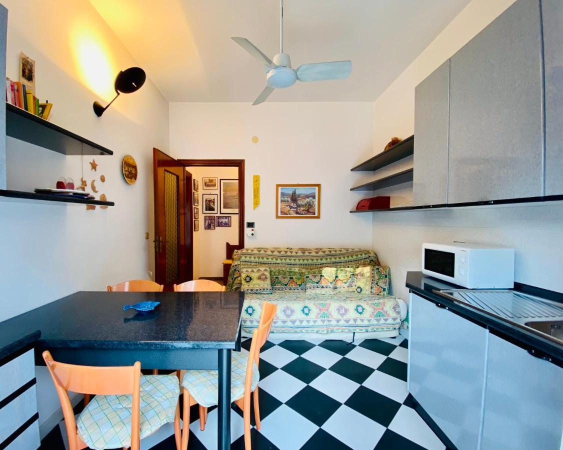 Apartament Hostdomus - Bilocale Sul Borgo Finale Ligure Zewnętrze zdjęcie